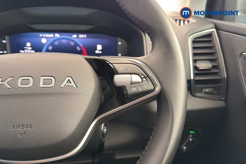 Skoda Karoq Se L Edition Manual Petrol SUV - Stock Number (1671555) - 3rd supplementary image