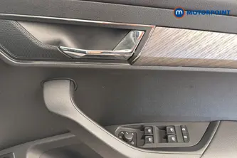 Skoda Karoq Se L Edition Manual Petrol SUV - Stock Number (1671555) - 19th supplementary image