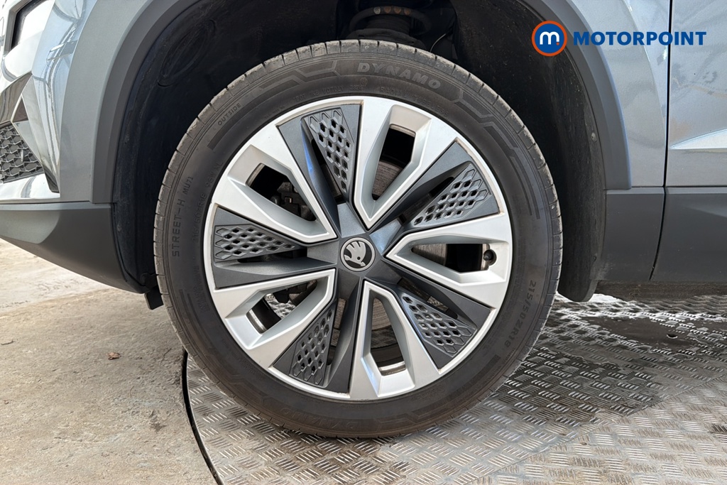 Skoda Karoq Se L Edition Manual Petrol SUV - Stock Number (1671555) - 44th supplementary image