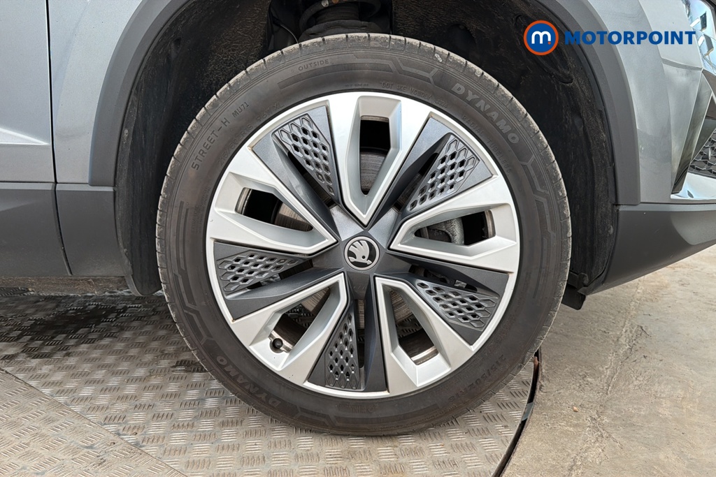 Skoda Karoq Se L Edition Manual Petrol SUV - Stock Number (1671555) - 47th supplementary image