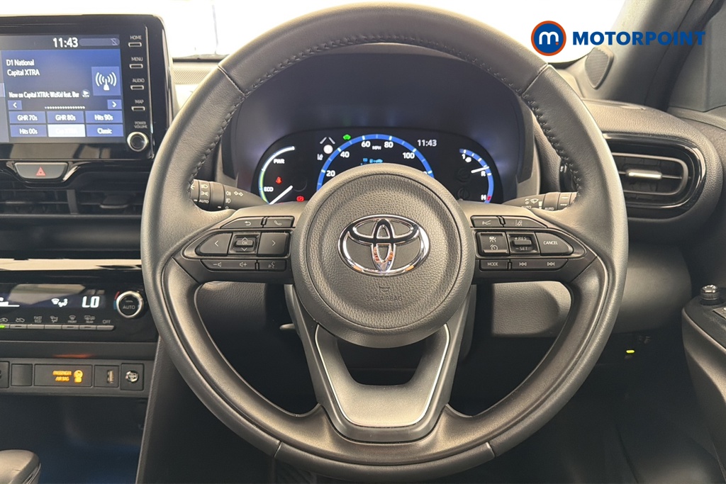 Toyota Yaris Cross Design Automatic Petrol-Electric Hybrid Estate - Stock Number (1671959) - 2nd supplementary image