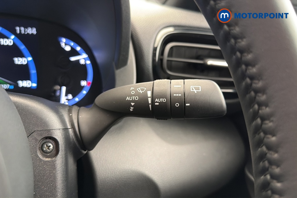 Toyota Yaris Cross Design Automatic Petrol-Electric Hybrid Estate - Stock Number (1671959) - 6th supplementary image