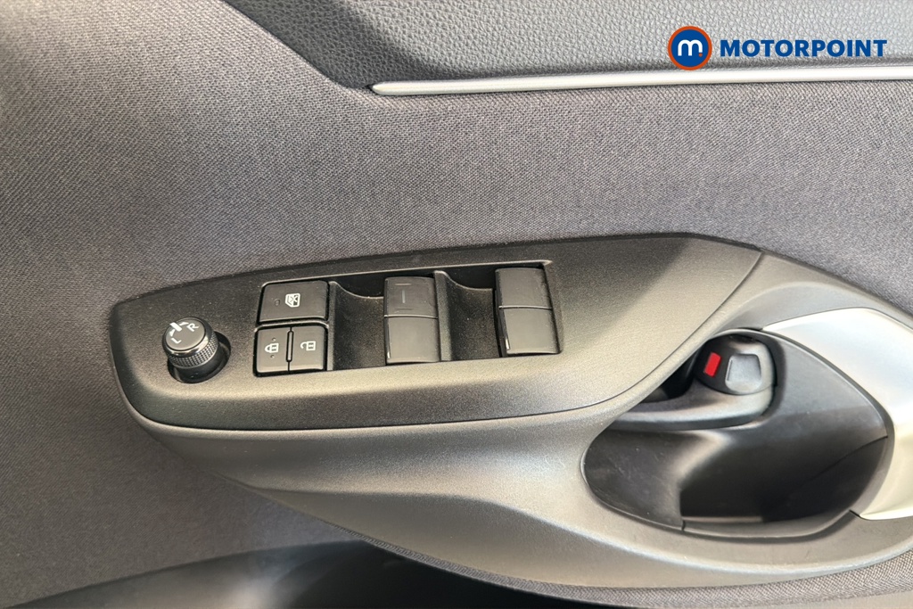 Toyota Yaris Cross Design Automatic Petrol-Electric Hybrid Estate - Stock Number (1671959) - 19th supplementary image