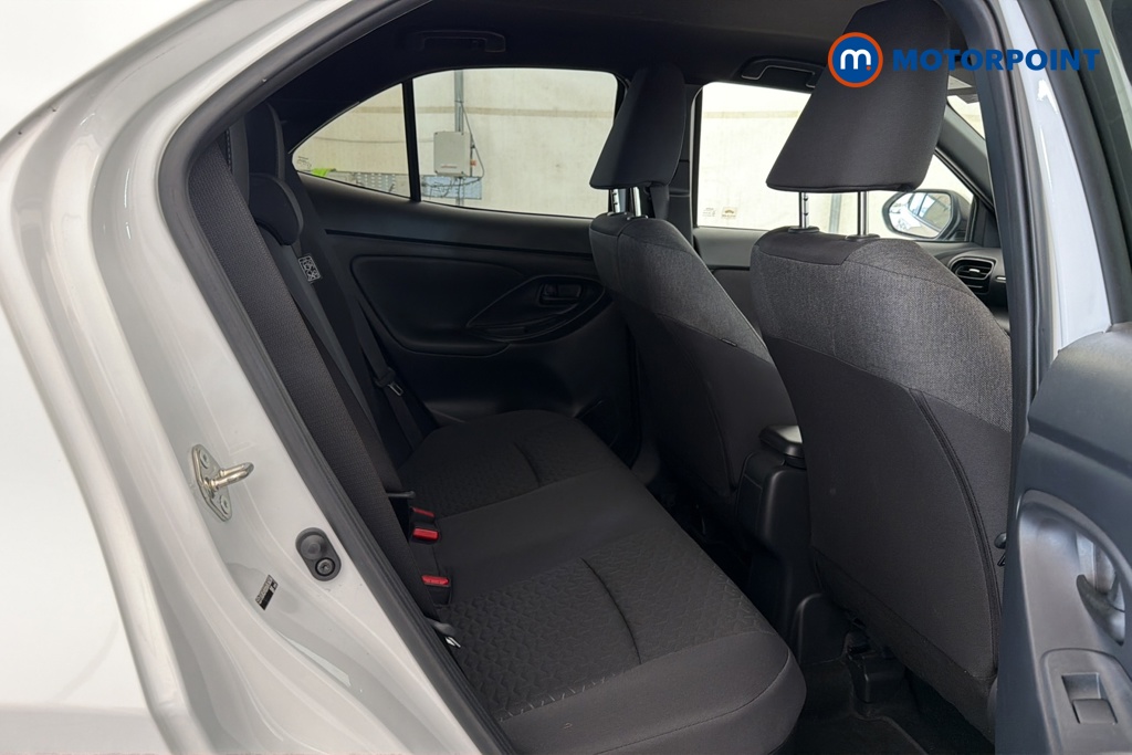 Toyota Yaris Cross Design Automatic Petrol-Electric Hybrid Estate - Stock Number (1671959) - 25th supplementary image