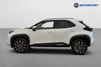 Toyota Yaris Cross Design Automatic Petrol-Electric Hybrid Estate - Stock Number (1671959) - Drivers side