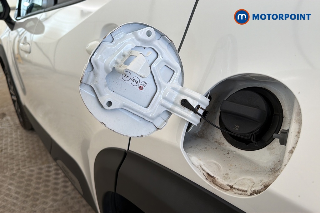 Toyota Yaris Cross Design Automatic Petrol-Electric Hybrid Estate - Stock Number (1671959) - 41st supplementary image