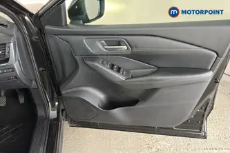Nissan Qashqai Acenta Premium Manual Petrol SUV - Stock Number (1672696) - 18th supplementary image