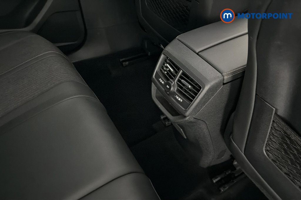 Peugeot 3008 Gt Line Premium Automatic Petrol SUV - Stock Number (1673196) - 28th supplementary image