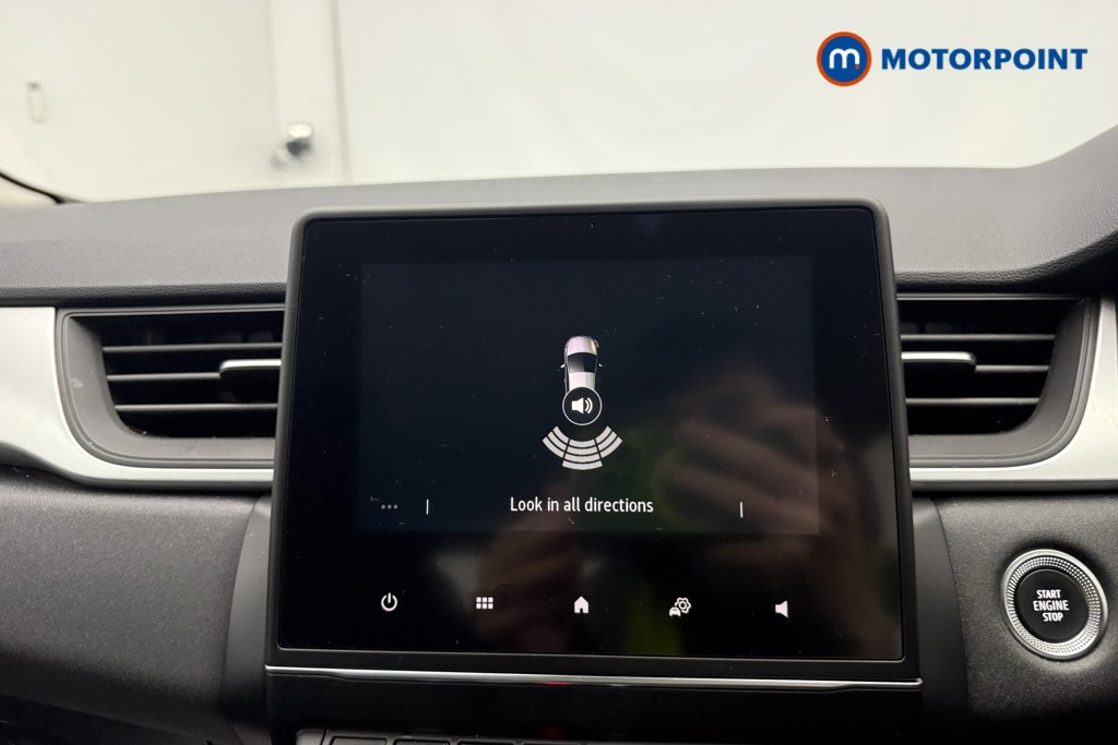 Renault Captur Iconic Edition Manual Petrol SUV - Stock Number (1673199) - 19th supplementary image