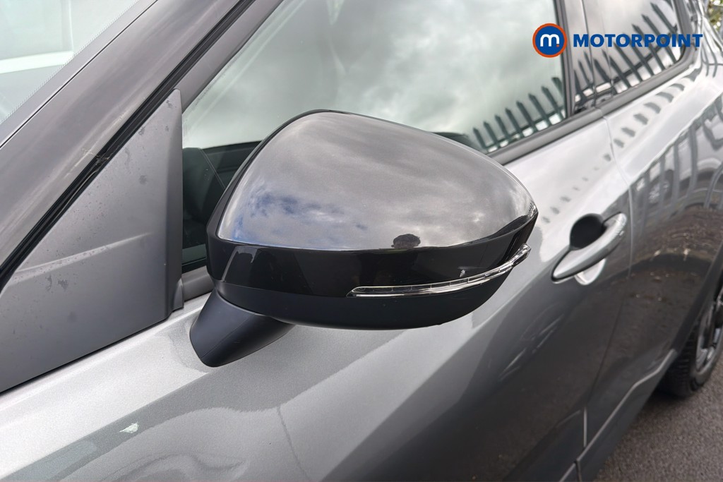 Nissan Juke N-Connecta Manual Petrol SUV - Stock Number (1673495) - 19th supplementary image
