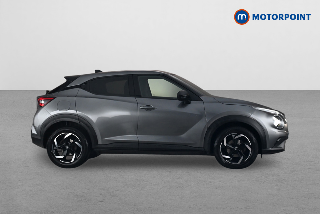Nissan Juke N-Connecta Manual Petrol SUV - Stock Number (1673495) - Drivers side
