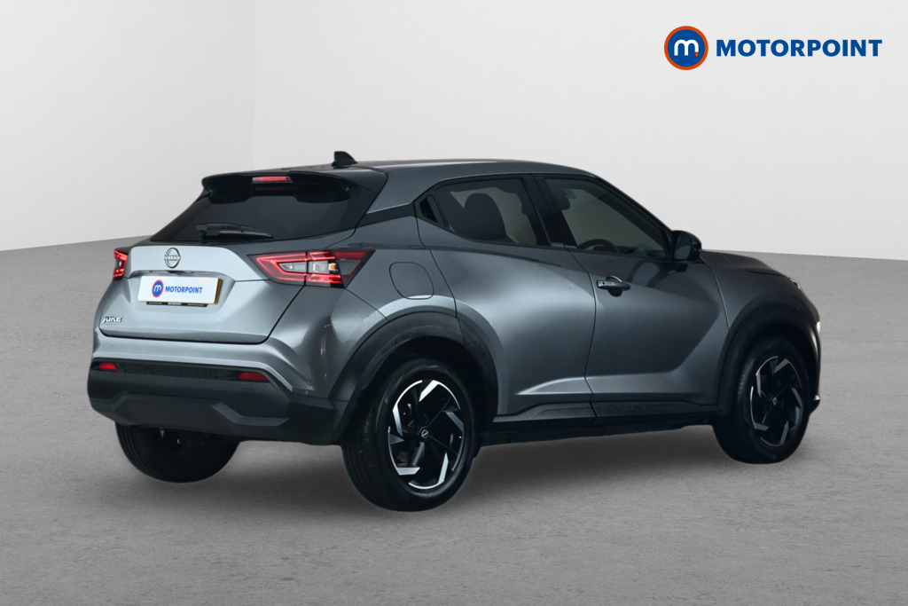 Nissan Juke N-Connecta Manual Petrol SUV - Stock Number (1673495) - Drivers side rear corner
