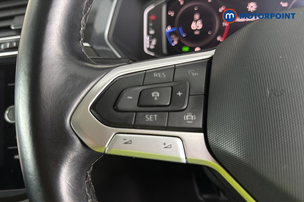 Volkswagen Tiguan Allspace Life Automatic Petrol SUV - Stock Number (1673786) - 4th supplementary image