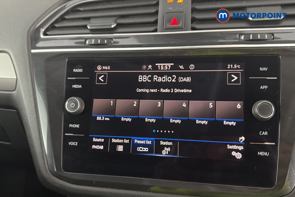 Volkswagen Tiguan Allspace Life Automatic Petrol SUV - Stock Number (1673786) - 8th supplementary image