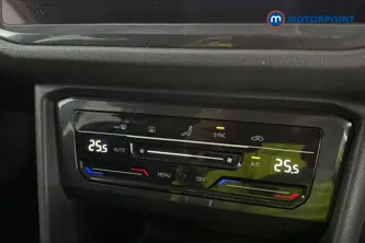 Volkswagen Tiguan Allspace Life Automatic Petrol SUV - Stock Number (1673786) - 12th supplementary image