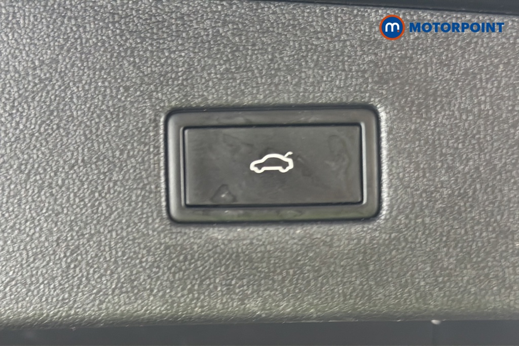 Volkswagen Tiguan Allspace Life Automatic Petrol SUV - Stock Number (1673786) - 35th supplementary image