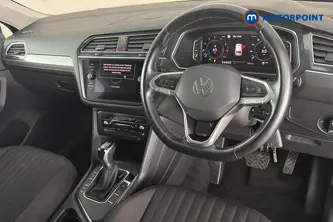 Volkswagen Tiguan Allspace Life Automatic Petrol SUV - Stock Number (1673786) - 1st supplementary image