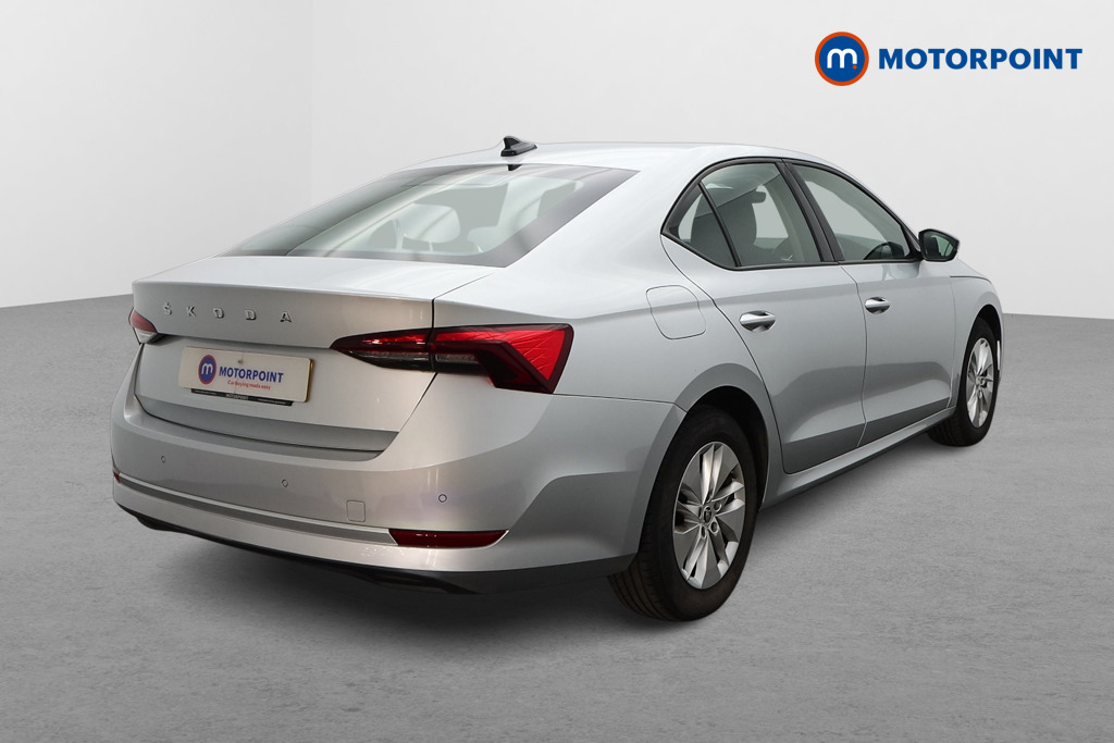Skoda Octavia Se Technology Manual Petrol Hatchback - Stock Number (1673932) - Drivers side rear corner