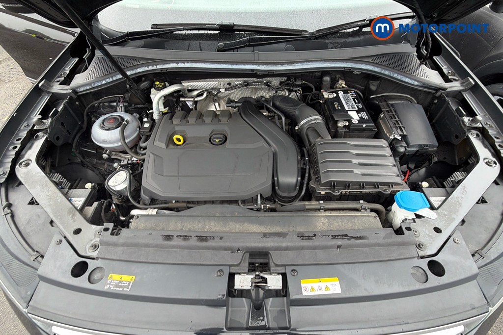 Volkswagen Tiguan R-Line Automatic Petrol SUV - Stock Number (1673948) - 24th supplementary image