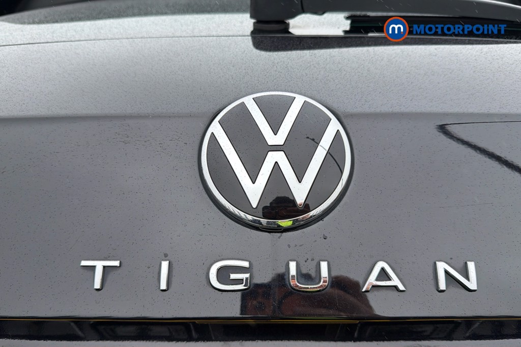 Volkswagen Tiguan R-Line Automatic Petrol SUV - Stock Number (1673948) - 25th supplementary image