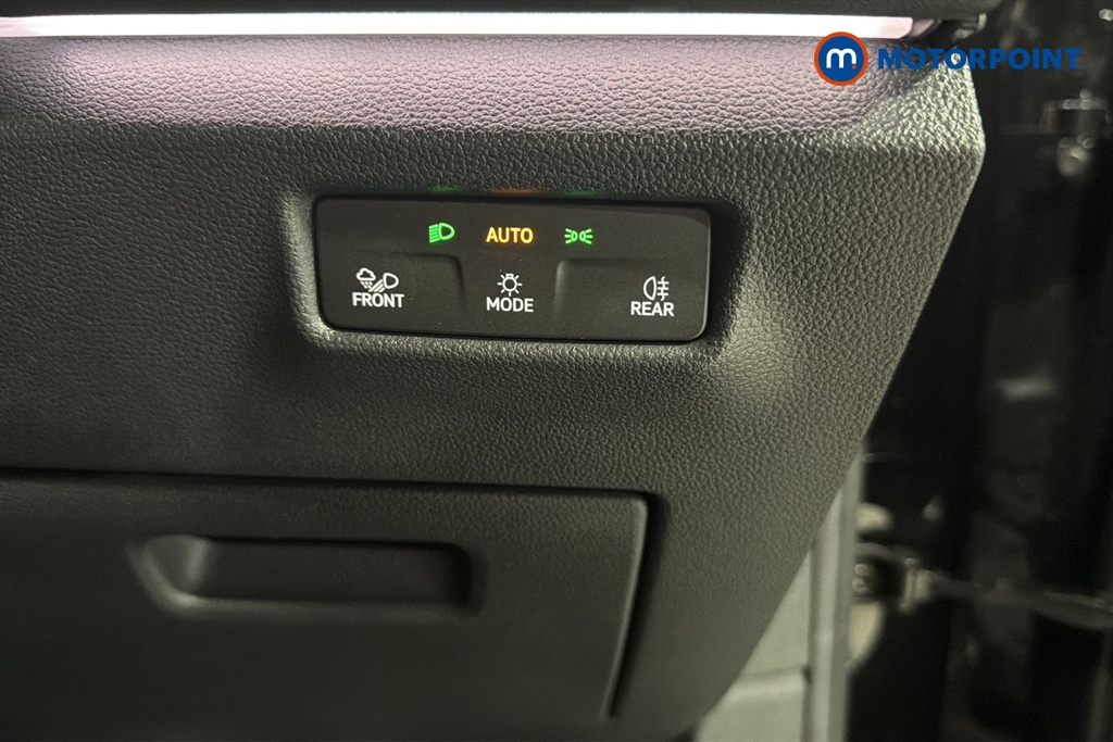 Volkswagen Tiguan R-Line Automatic Petrol Plug-In Hybrid SUV - Stock Number (1674328) - 11th supplementary image