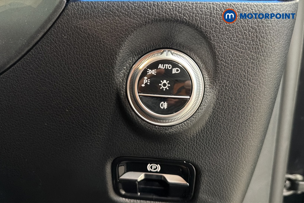 Mercedes-Benz C Class Amg Line Automatic Petrol Saloon - Stock Number (1674340) - 11th supplementary image