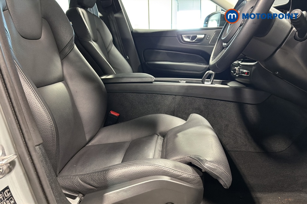 Volvo Xc60 Plus Automatic Petrol SUV - Stock Number (1674355) - 22nd supplementary image