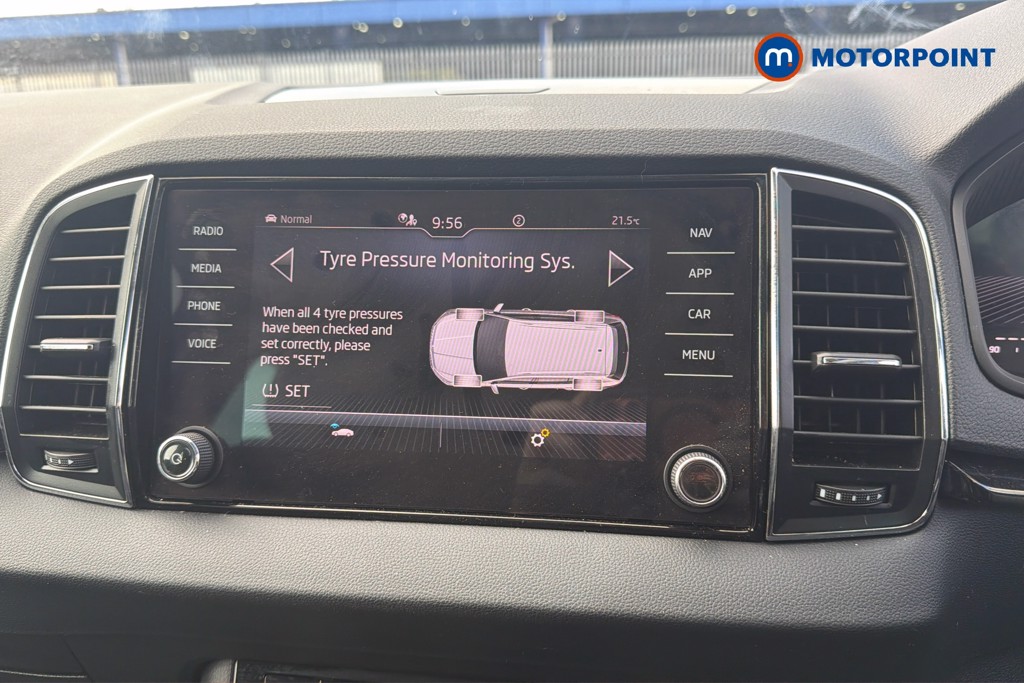 Skoda Karoq Se L Automatic Petrol SUV - Stock Number (1674719) - 12th supplementary image