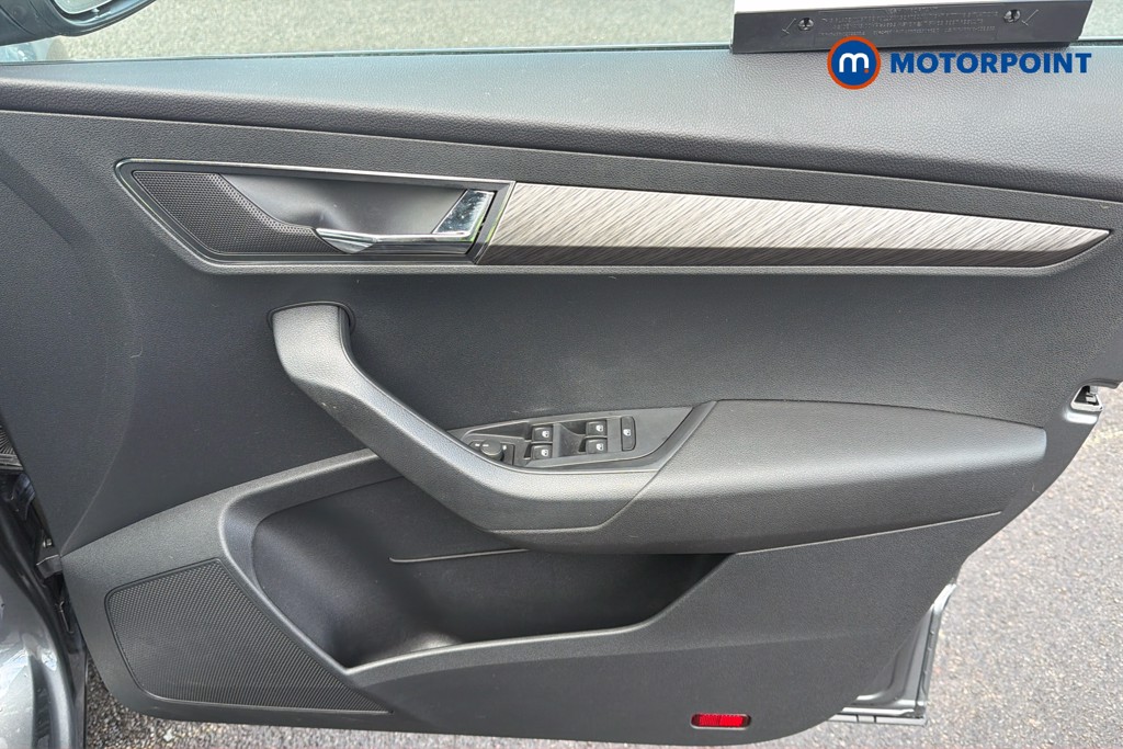 Skoda Karoq Se L Automatic Petrol SUV - Stock Number (1674719) - 1st supplementary image