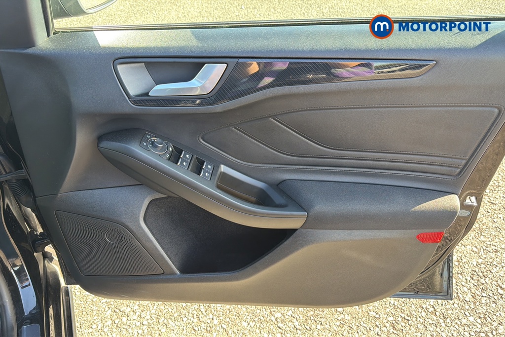 Ford Focus St-Line X Manual Petrol Hatchback - Stock Number (1674832) - 18th supplementary image
