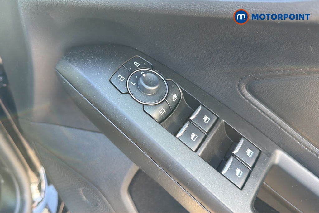 Ford Focus St-Line X Manual Petrol Hatchback - Stock Number (1674832) - 19th supplementary image