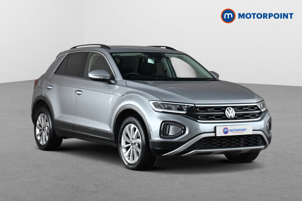 Volkswagen T-Roc Match Manual Petrol SUV - Stock Number (1674933) - Drivers side front corner