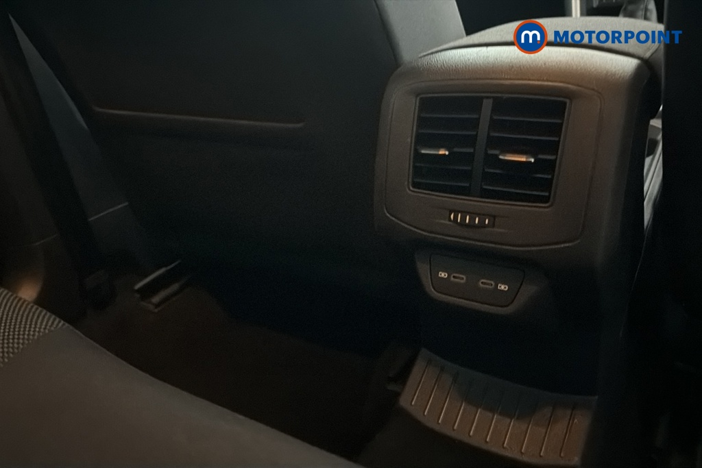 Volkswagen T-Roc Match Manual Petrol SUV - Stock Number (1674933) - 28th supplementary image