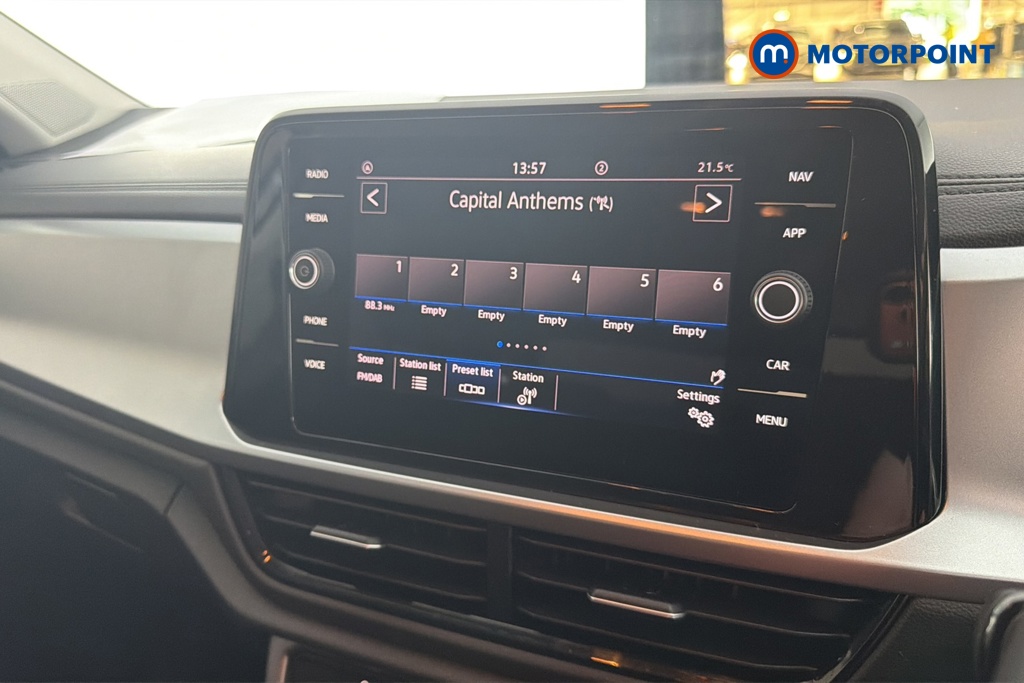 Volkswagen T-Roc Match Manual Petrol SUV - Stock Number (1674933) - 1st supplementary image