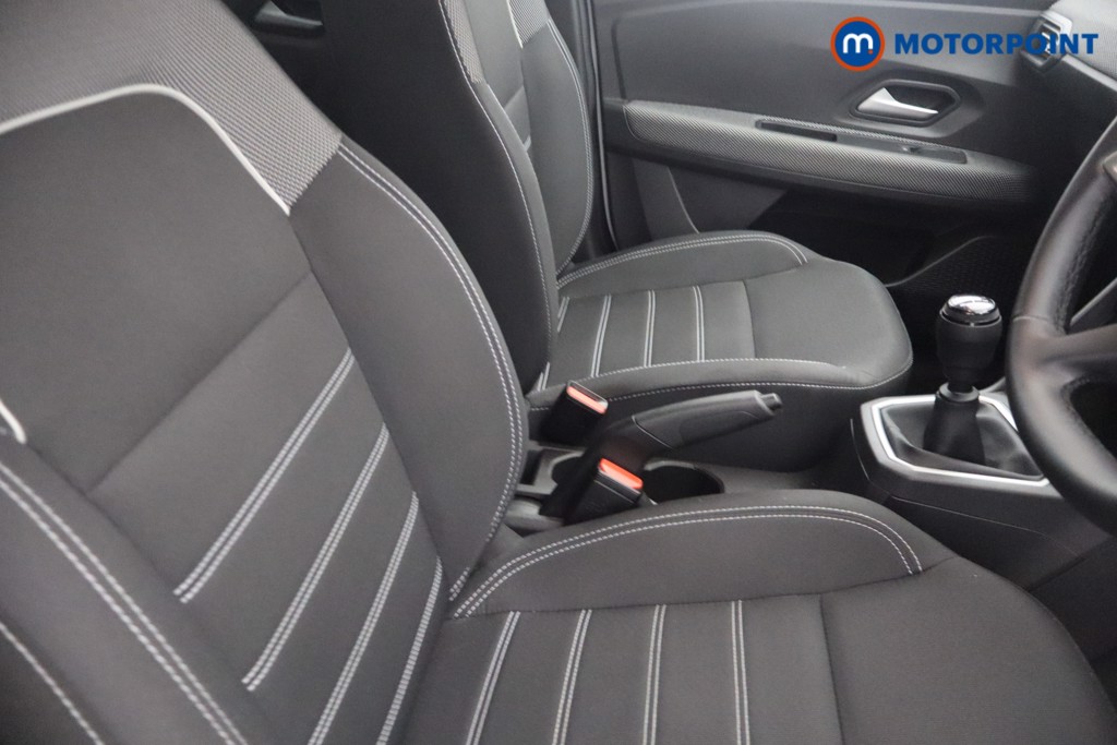 Dacia Sandero Expression Manual Petrol Hatchback - Stock Number (1676060) - 9th supplementary image
