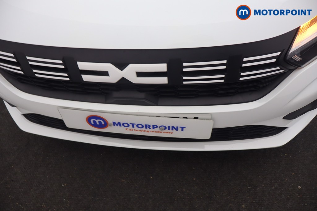 Dacia Sandero Expression Manual Petrol Hatchback - Stock Number (1676060) - 16th supplementary image