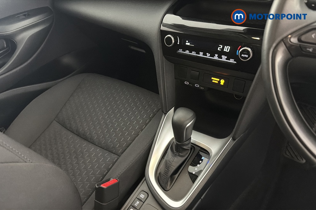 Toyota Yaris Cross Icon Automatic Petrol-Electric Hybrid Estate - Stock Number (1676175) - 15th supplementary image