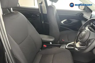 Toyota Yaris Cross Icon Automatic Petrol-Electric Hybrid Estate - Stock Number (1676175) - 22nd supplementary image