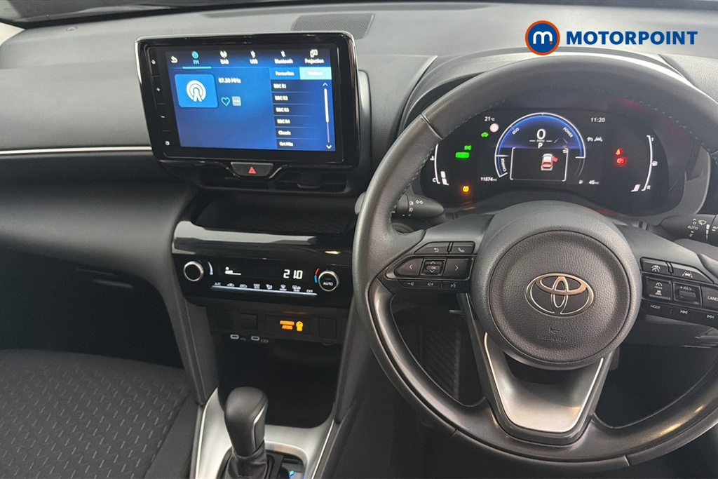Toyota Yaris Cross Icon Automatic Petrol-Electric Hybrid Estate - Stock Number (1676175) - 1st supplementary image