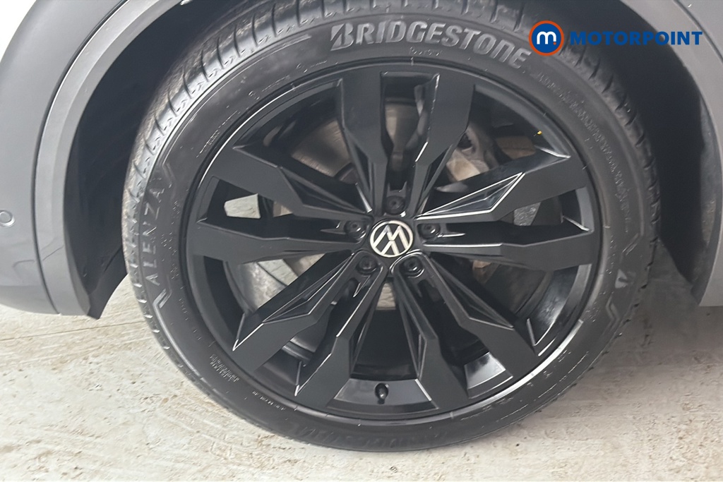 Volkswagen Touareg Black Edition Automatic Diesel SUV - Stock Number (1676205) - 44th supplementary image