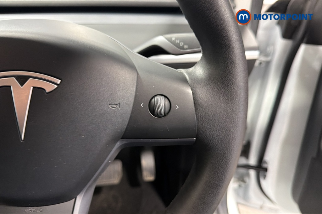 Tesla Model Y Long Range Automatic Electric SUV - Stock Number (1676414) - 3rd supplementary image