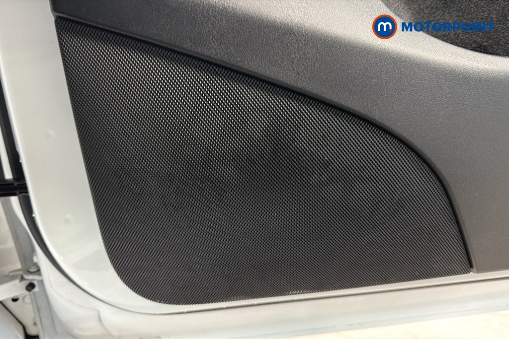 Tesla Model Y Long Range Automatic Electric SUV - Stock Number (1676414) - 21st supplementary image