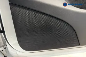 Tesla Model Y Long Range Automatic Electric SUV - Stock Number (1676414) - 21st supplementary image