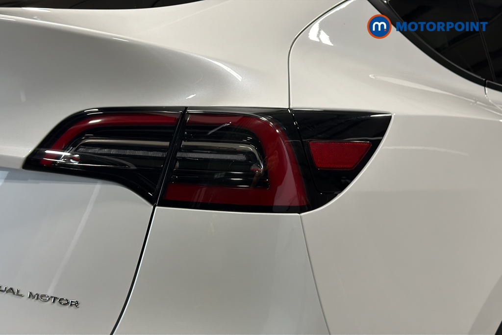 Tesla Model Y Long Range Automatic Electric SUV - Stock Number (1676414) - 36th supplementary image