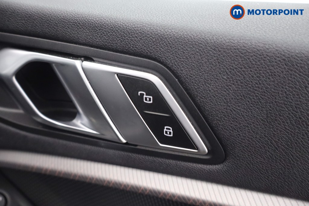 BMW 1 Series M Sport Automatic Petrol Hatchback - Stock Number (1676645) - 9th supplementary image
