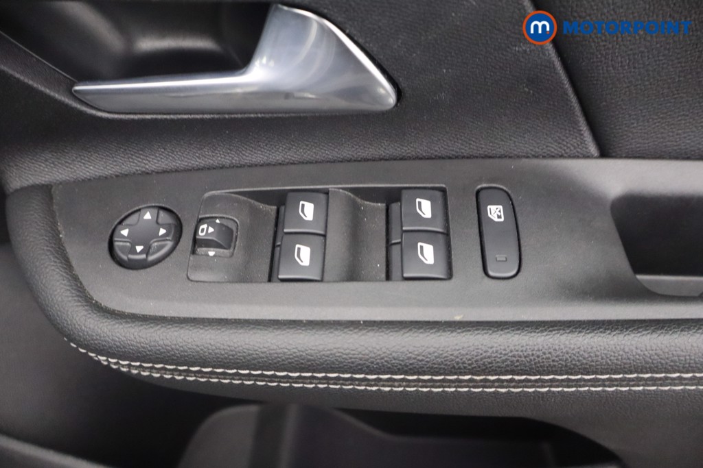 Vauxhall Mokka Ultimate Automatic Electric SUV - Stock Number (1676756) - 10th supplementary image