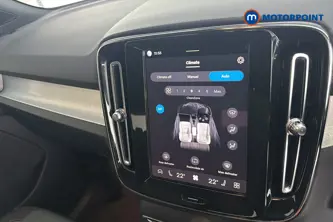 Volvo Xc40 Core Automatic Petrol SUV - Stock Number (1676851) - 12th supplementary image