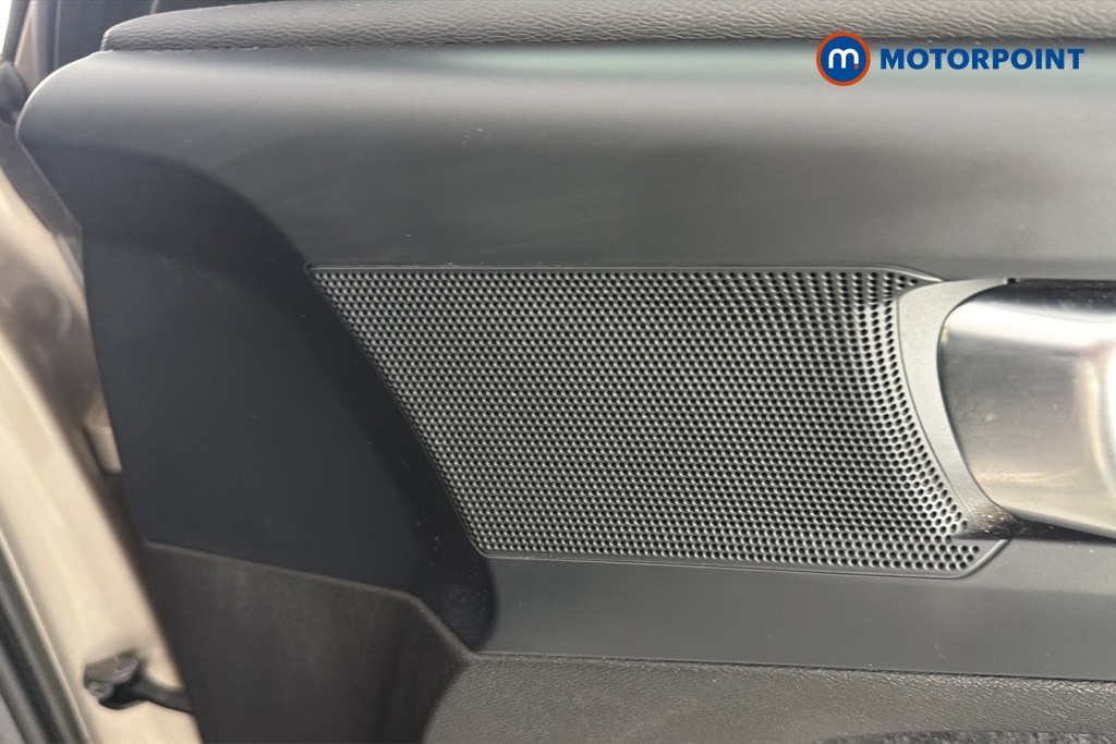 Volvo Xc40 Core Automatic Petrol SUV - Stock Number (1676851) - 21st supplementary image