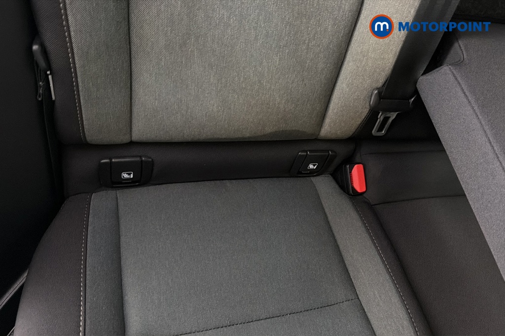 Volvo Xc40 Core Automatic Petrol SUV - Stock Number (1676851) - 27th supplementary image