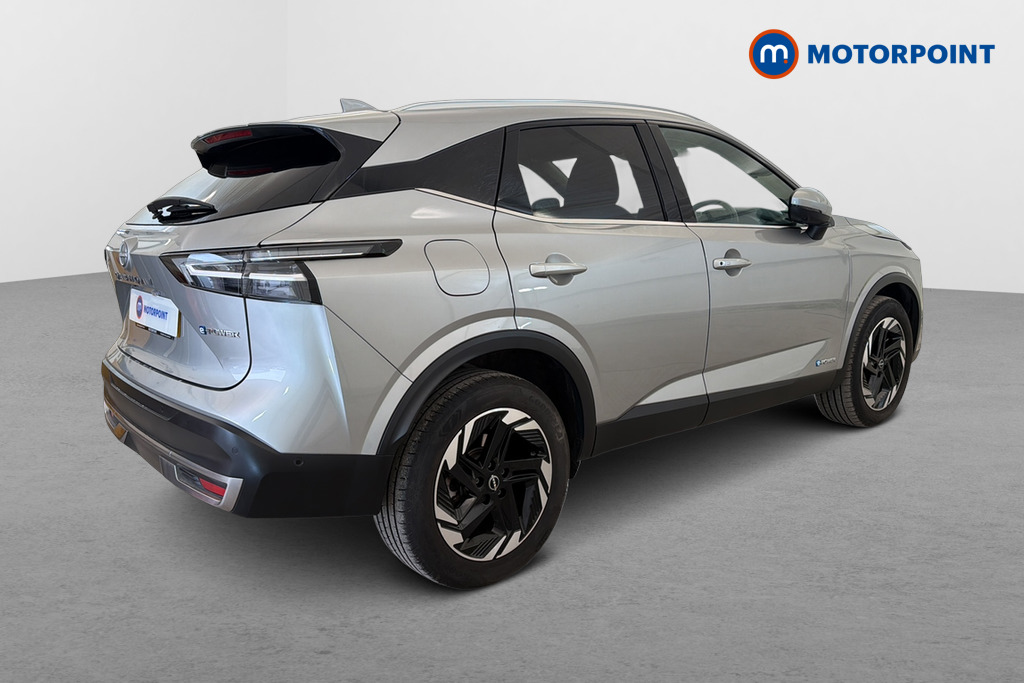 Nissan Qashqai N-Connecta Automatic Petrol-Electric Hybrid SUV - Stock Number (1677109) - Passenger side rear corner